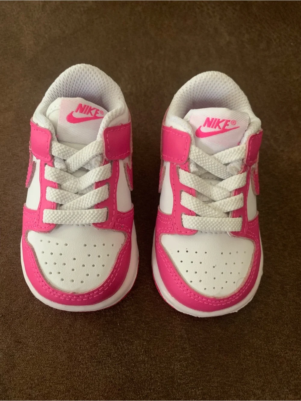 Nike Toddler White & Hot Pink Sneakers Nike Dunk Low New no Tags Size 3c